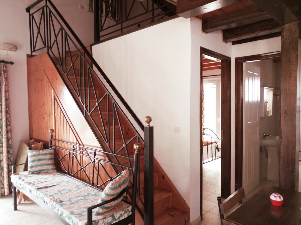 아기오스 게오르기오스 Iron House 아파트 외부 사진